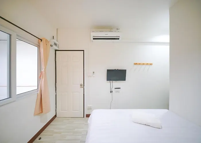 Nut Hostal *