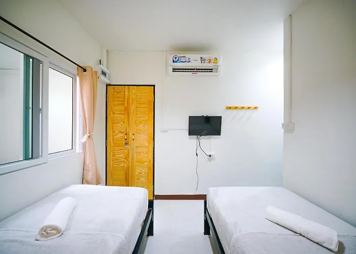 Hostal Nut *